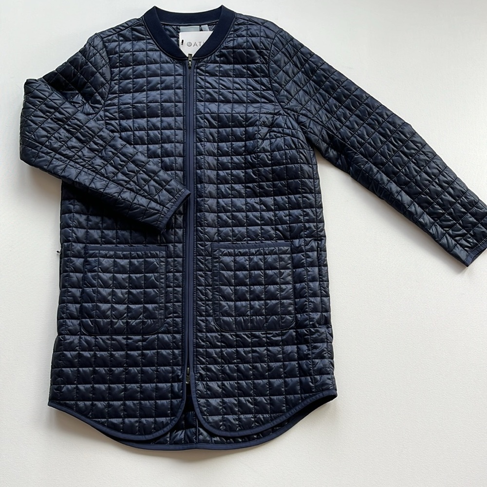 Athleta Grandview Shell Quilted Jacket- NWT- Navy- Size MEDIUM - Picture 2 of 8